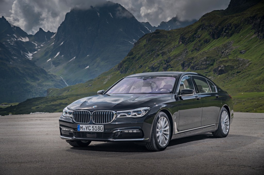 2017 BMW 740e xDrive i Performance
