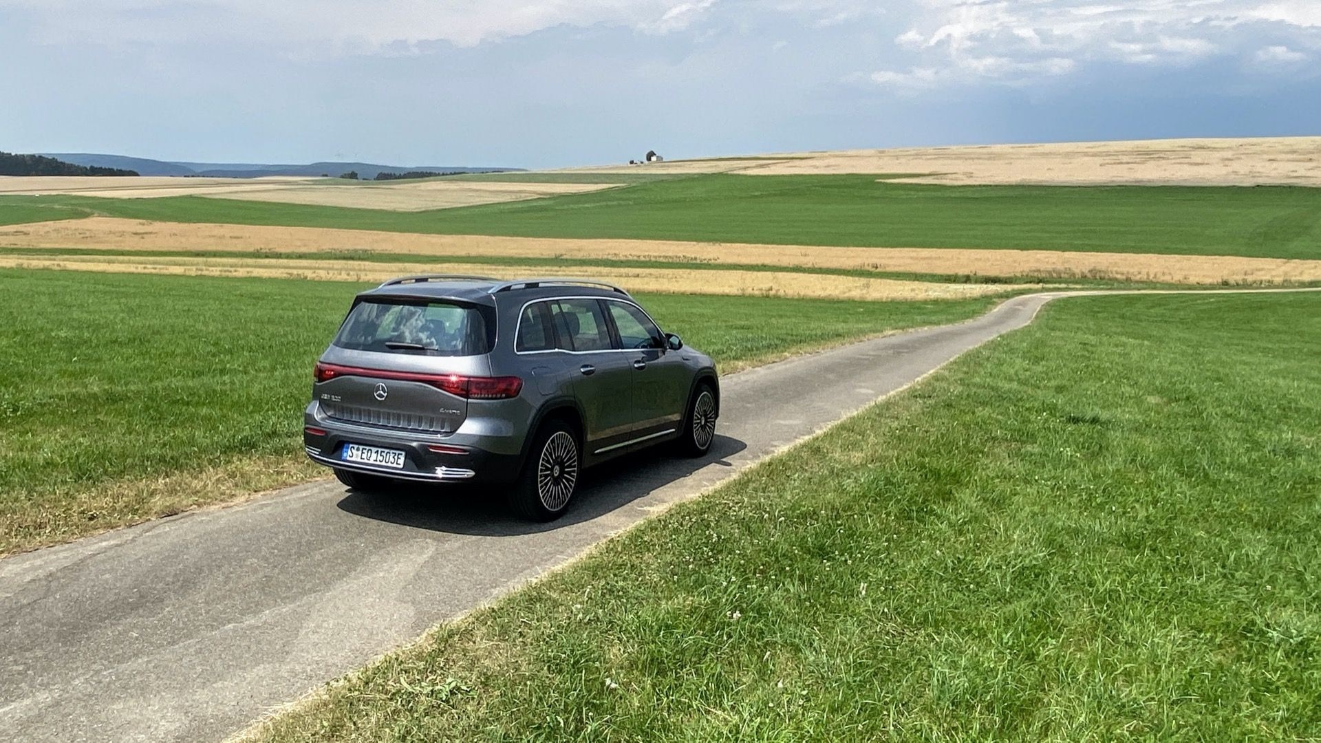 2022 Mercedes-Benz EQB