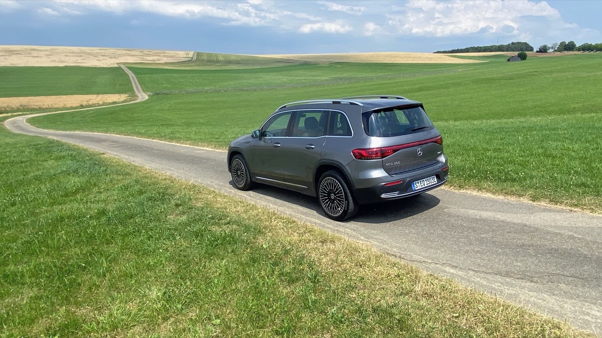 2022 Mercedes-Benz EQB