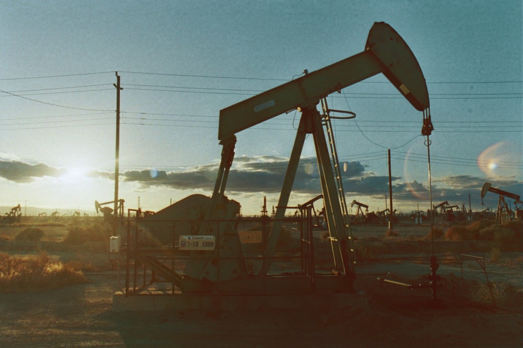 Champ de pétrole (Image : Johnny Choura sur Flickr, utilisé sous licence CC)