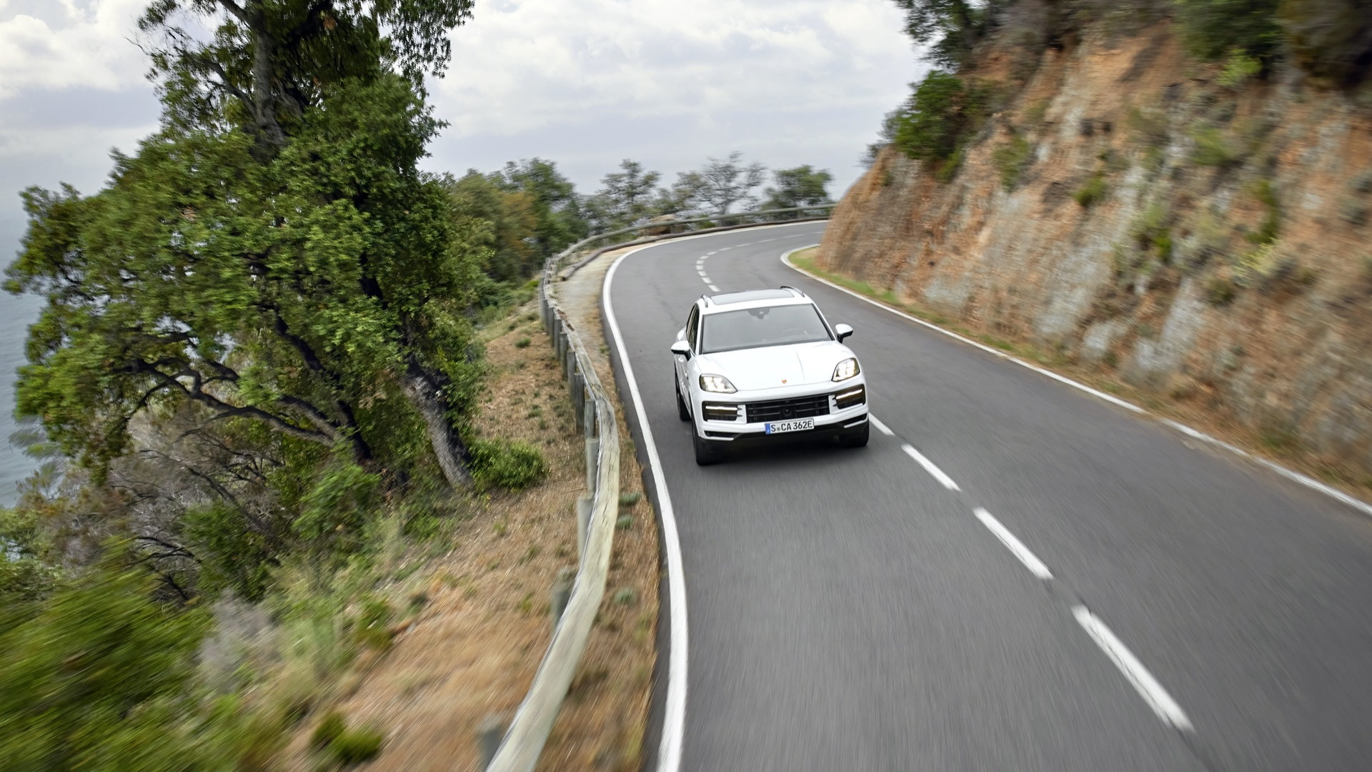 2024 Porsche Cayenne S E-Hybrid 