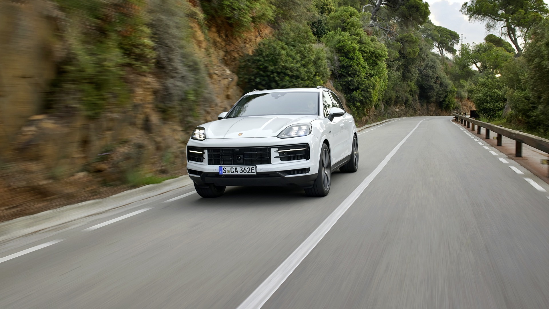 2024 Porsche Cayenne S E-Hybrid 