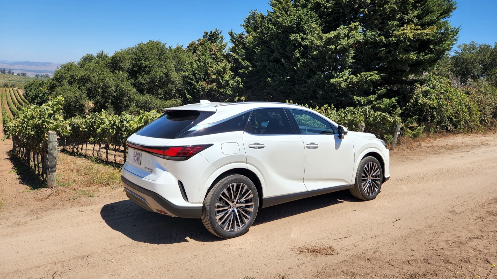 Lexus RX 450+ hybride rechargeable de 2023 (version européenne)