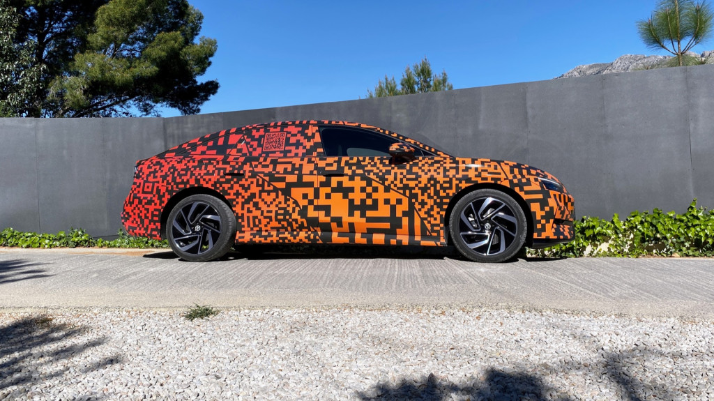 Prototype Volkswagen ID.7 (spécifications européennes)