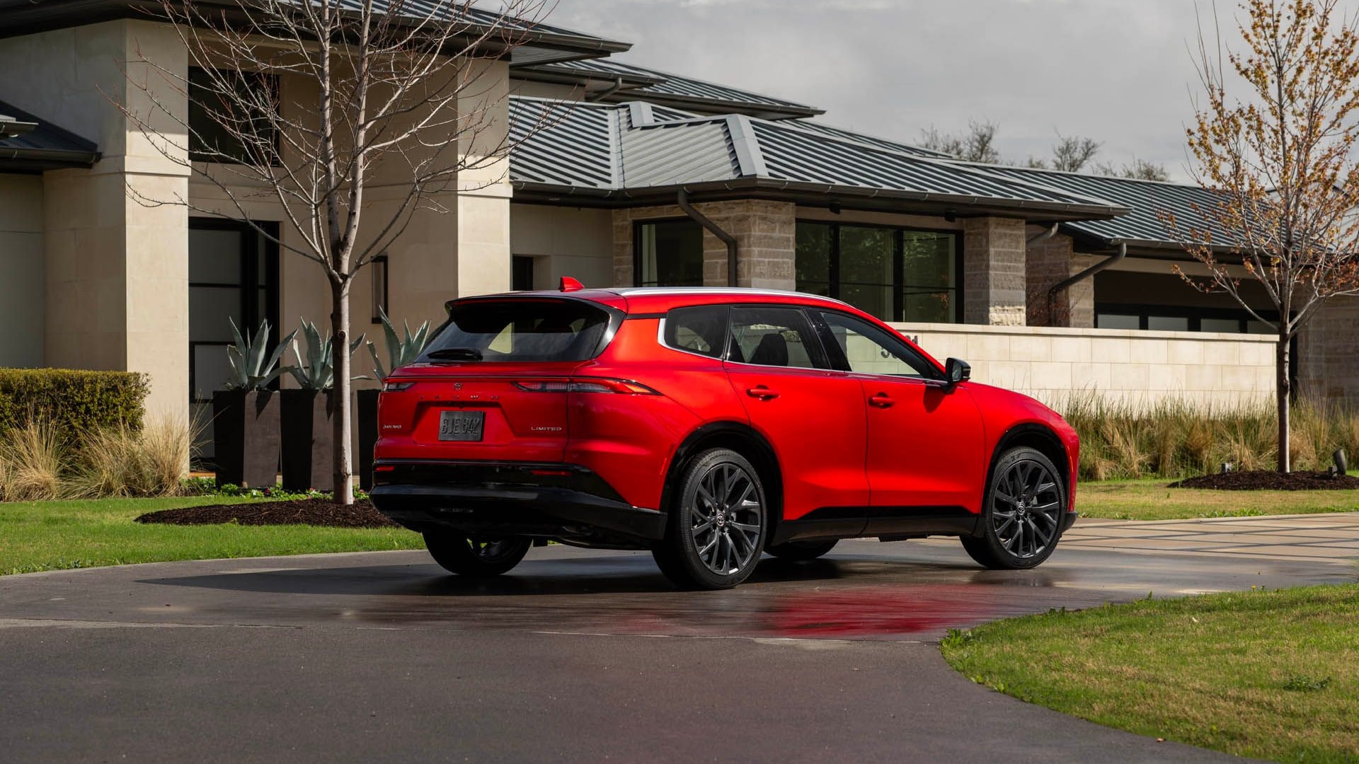 2025 Toyota Crown Signia