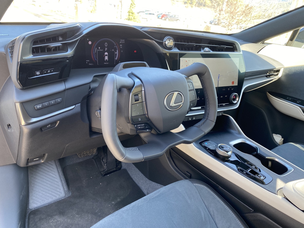 2023 Lexus RZ 450e