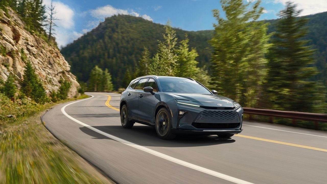 2025 Toyota Crown Signia